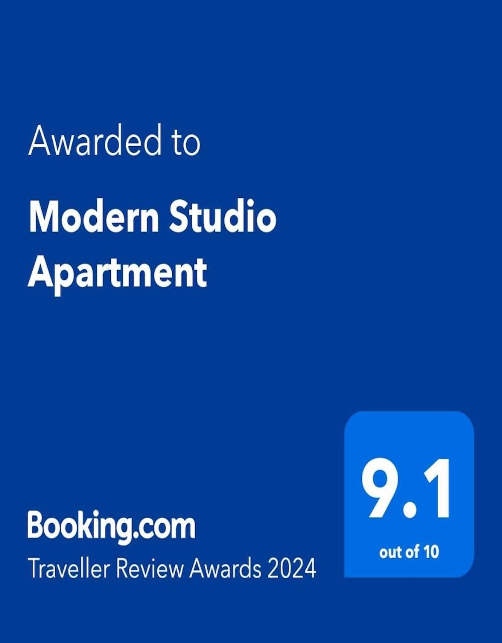 Modern Studio Apartment Лондон Экстерьер фото